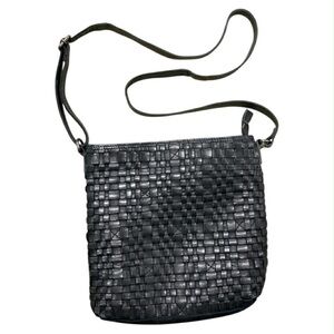 Vilenca Holland  Chic Black Crossbody Bag